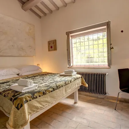 Villa Sleeps 6 Pool Air Con Wifi *