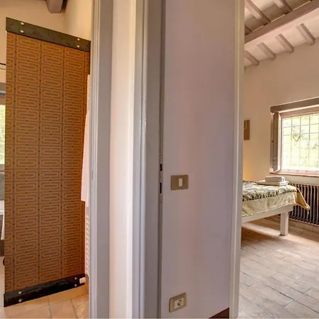 Sleeps 6 Pool Air Con Wifi * Giove