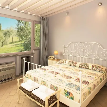 Sleeps 6 Pool Air Con Wifi Giove